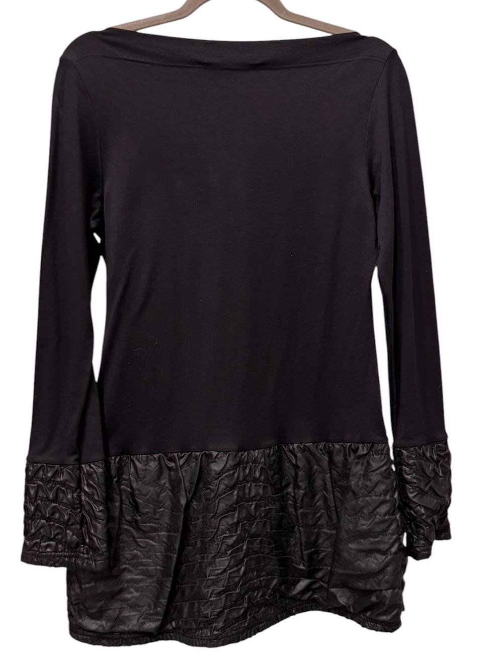 Anne Fontaine Paris Black Boat Neck Ruffle Hem Tunic Top Size 40 us sz 6-8